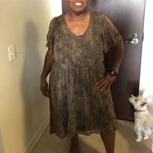 Tan and black summer dress size 24 NWOT